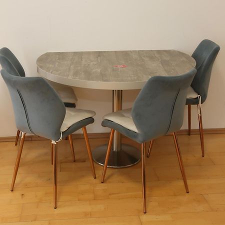 Downtown Bliss Modern Retreat With Free Parking And Fast Internet 600 Mbits Viena Exterior foto
